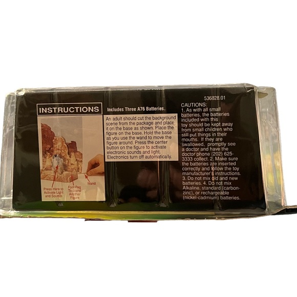 Star Wars: Power of the Force Electronic Power F/X R2-D2 Action Figure In Box - Picture 4 of 6